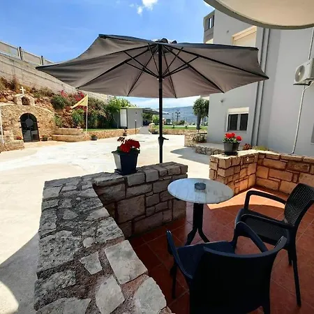 Nina Апартаменты Ханья